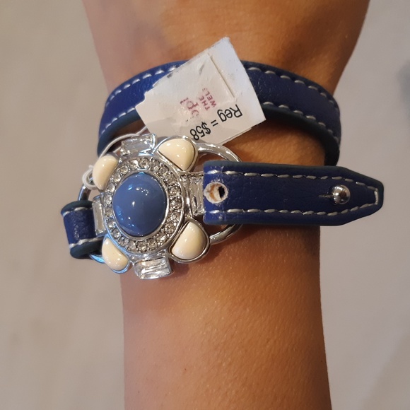 Lia Sophia Jewelry - Lia Sophia Under Wraps Bracelet